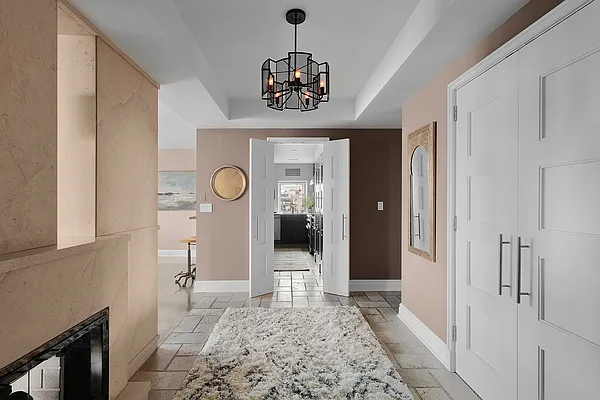 Sold by Compass | media 20