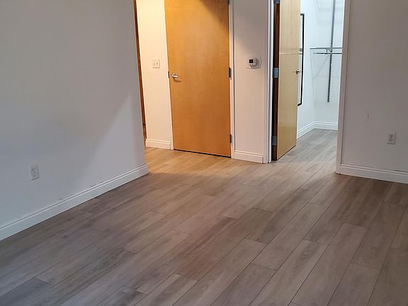 Large Bedroom