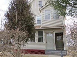229 East St #2, Chicopee, MA 01020