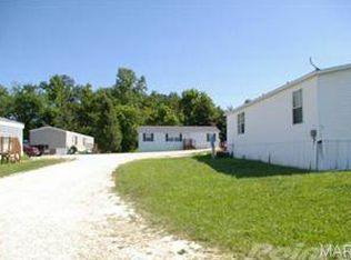 11 Kirsten Dr, Winfield, MO 63389