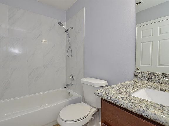 4th image of 12722 S Bayberry Bend Circle Dr
