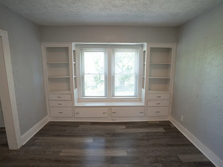 Dining room Unit A