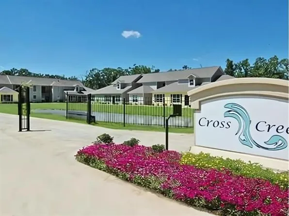 43225 Creek Cir APT 610, Hammond, LA 70403