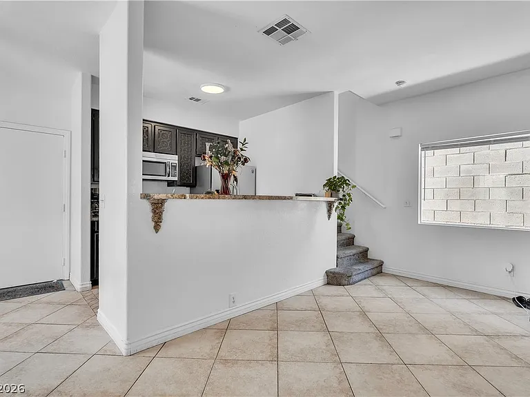 1409 Sycamore Spring Ct — Photo 10