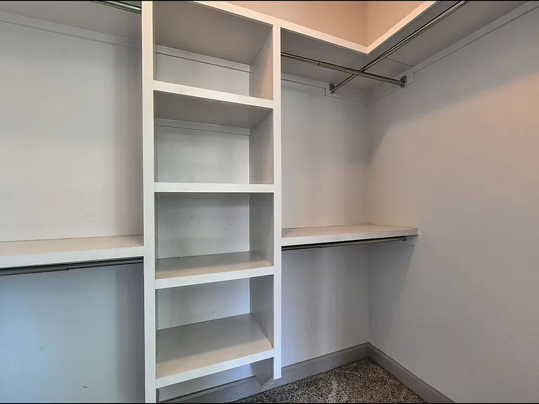 312 Vin Almoradi Ct — Photo 23