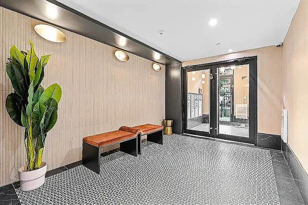 Rented by Leasing Management LLC | media 10