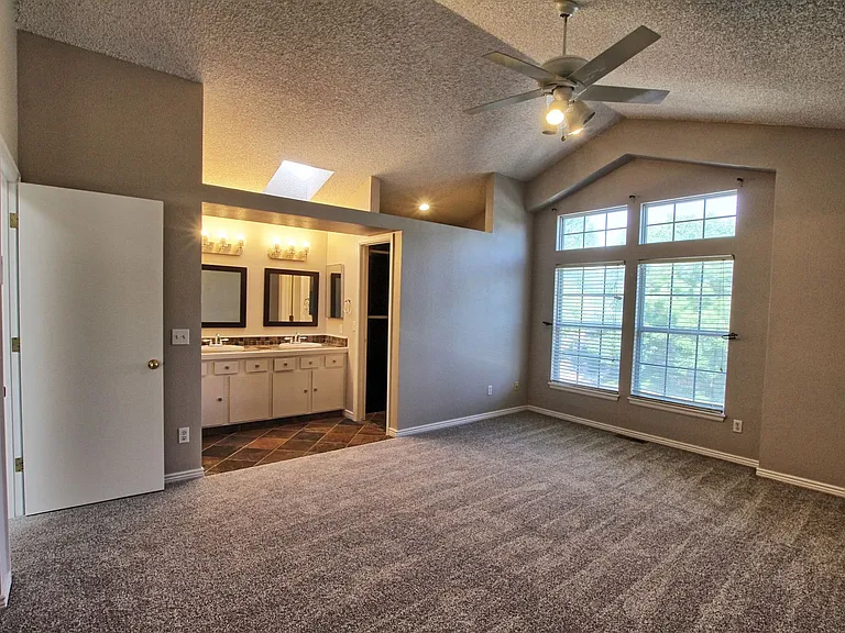 17048 Campo Dr — Photo 17