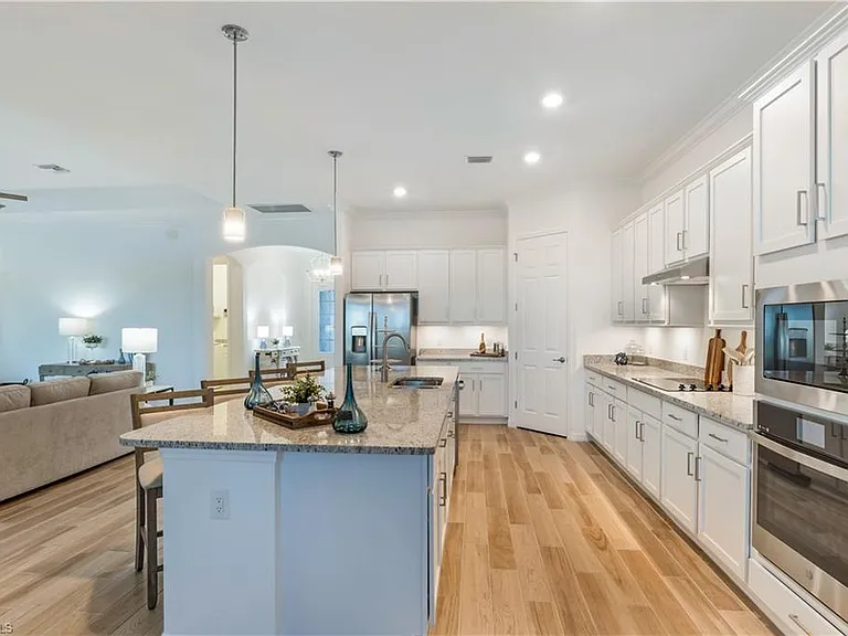 25078 Golden Fern Dr — Photo 9