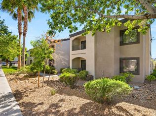 950 Seven Hills Dr APT 221, Henderson, NV 89052