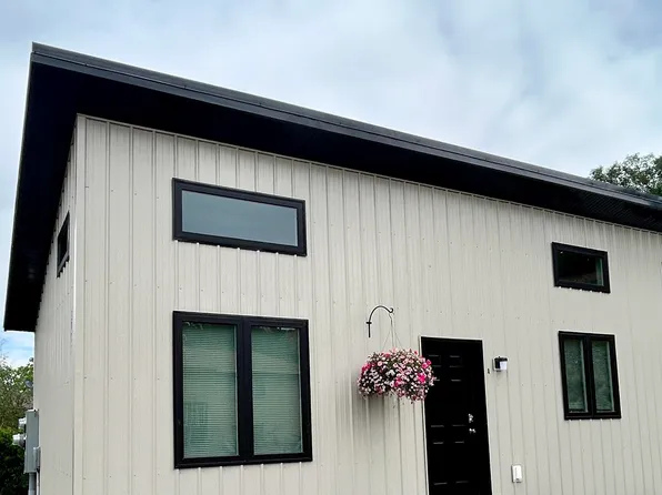 1008 Canyon View Ave #A, Cody, WY 82414