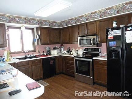 Appliance included
						:
						New counter top this year. All appliances included