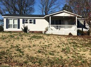 925 Vernette Ct, Concord, NC 28025