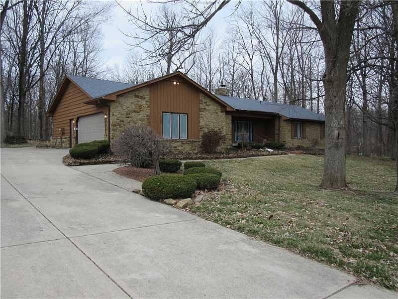 1st image of 482 S Oakwood Dr