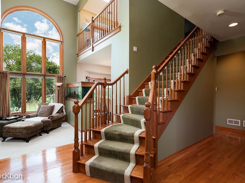 2nd image of 1232 Eagle Crest Dr