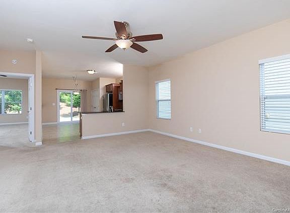 4th image of 5184 Crystal Lakes Dr