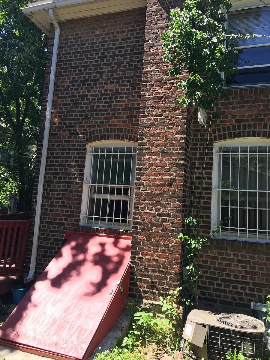 Building Photo - 667 Boston Ave