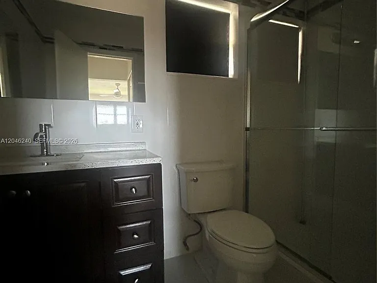 2880 NE 203rd St #B25 — Photo 17
