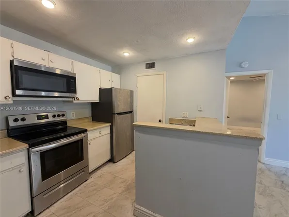 4441 W McNab Rd APT 21, Pompano Beach, FL 33069