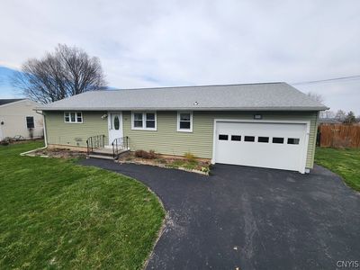 114 Charles Dr, Camillus, NY, 13031