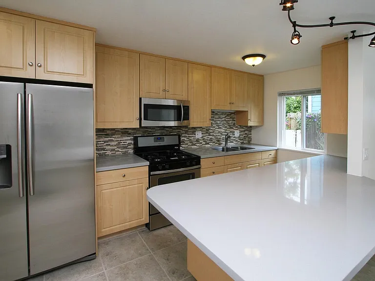 415 Rancheria St #4 — Photo 4