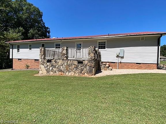 4th image of 149 Seeley Dr
