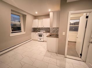 708 Jefferson Ave Floor 3, Elizabeth, NJ 07201