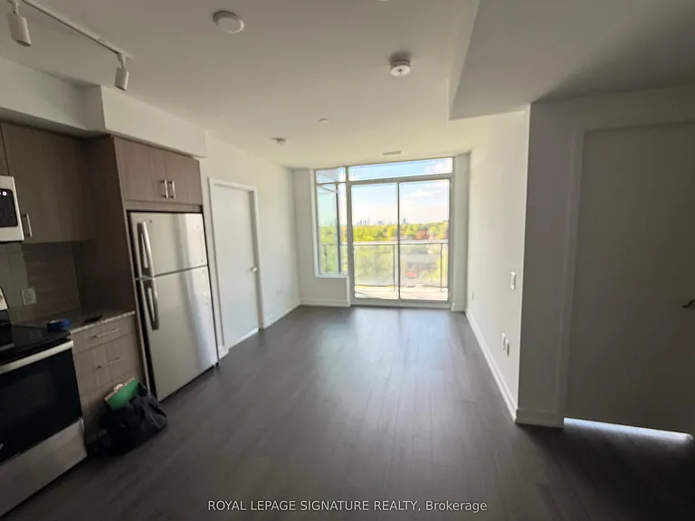 4000 Eglinton Ave W #622 — Photo 2