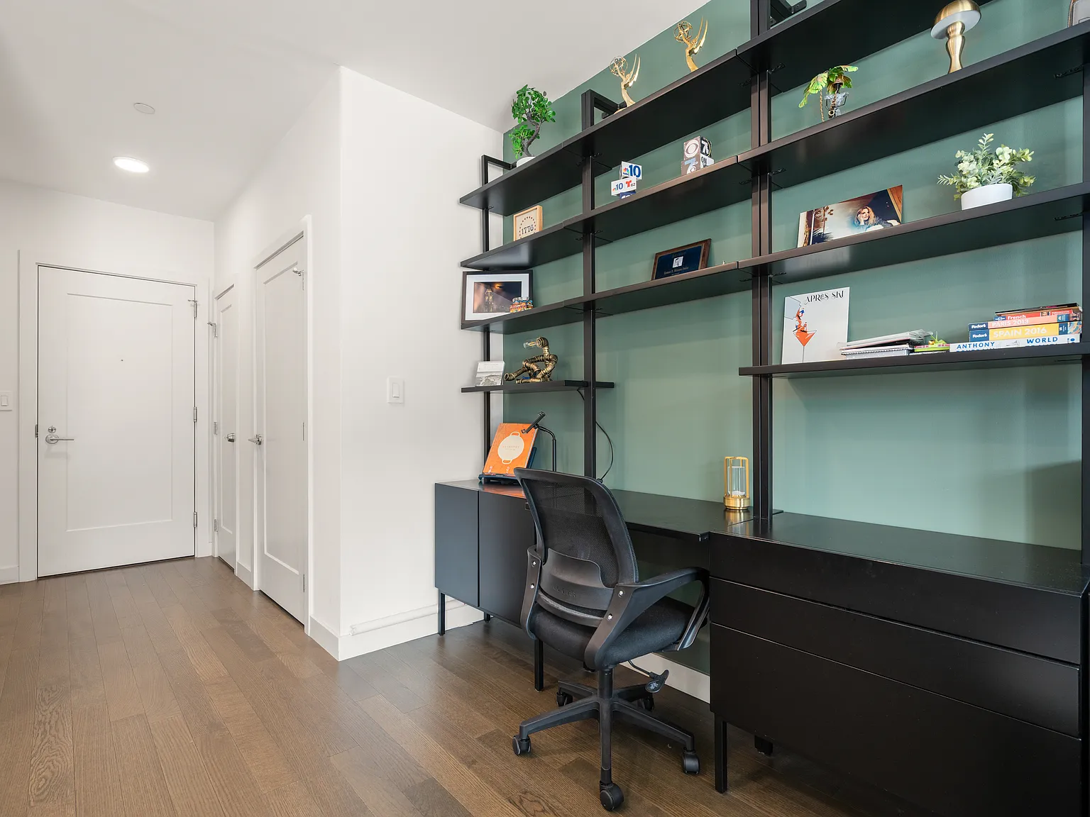 1 bed, 787 sqft, $3,500 — Photo 3