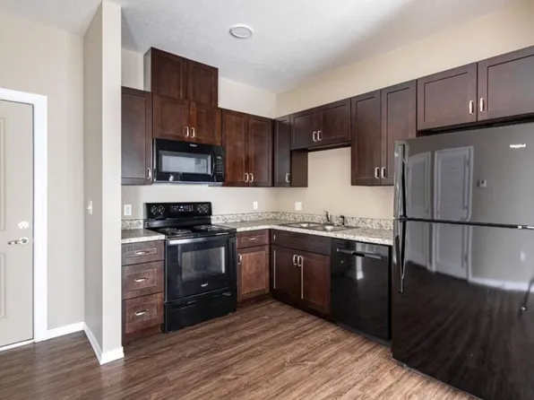 Logan Heights, 707 W Center St #131, Rogersville, MO 65742
