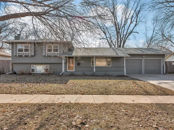 9429 W Briarwood Ave, Wichita, KS 67212