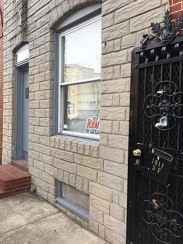 1811 Bank St Photo 1