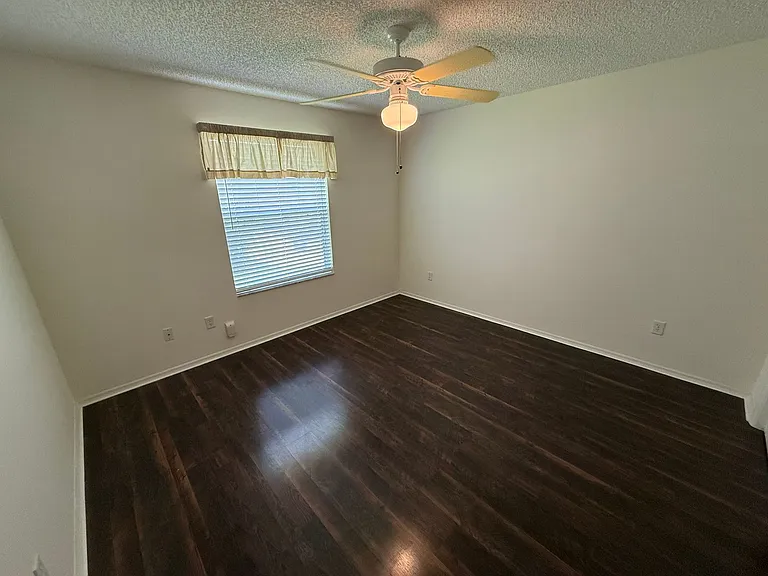 2829 Burgos Dr — Photo 24