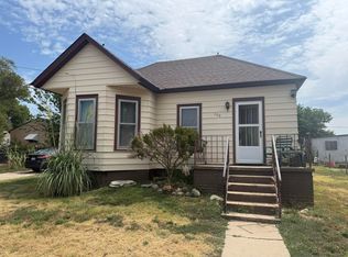 108 N Cedar St, Hoisington, KS 67544
