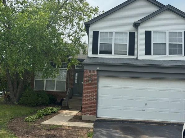 21 E Dahlia Ln, Round Lake Beach, IL 60073