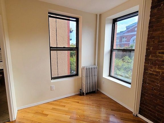 4th image of 501 E 116th St APT 4