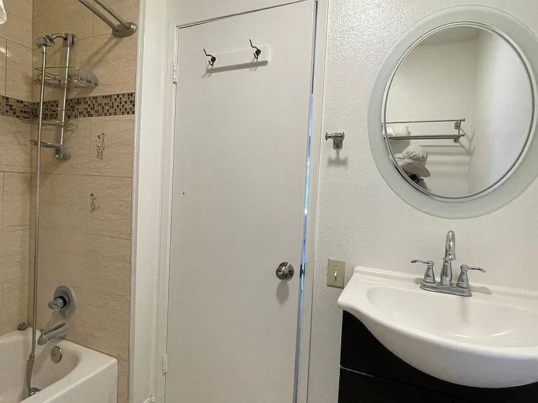 848 W Huntington Dr #40 — Photo 12