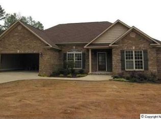 33 Johnstown Cv, Decatur, AL 35603
