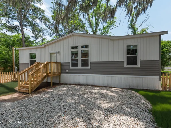 407 SYCAMORE Drive, Macclenny, FL 32063