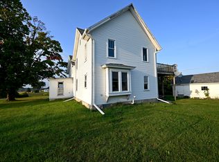 W3485 County Road O, Ixonia, WI 53036