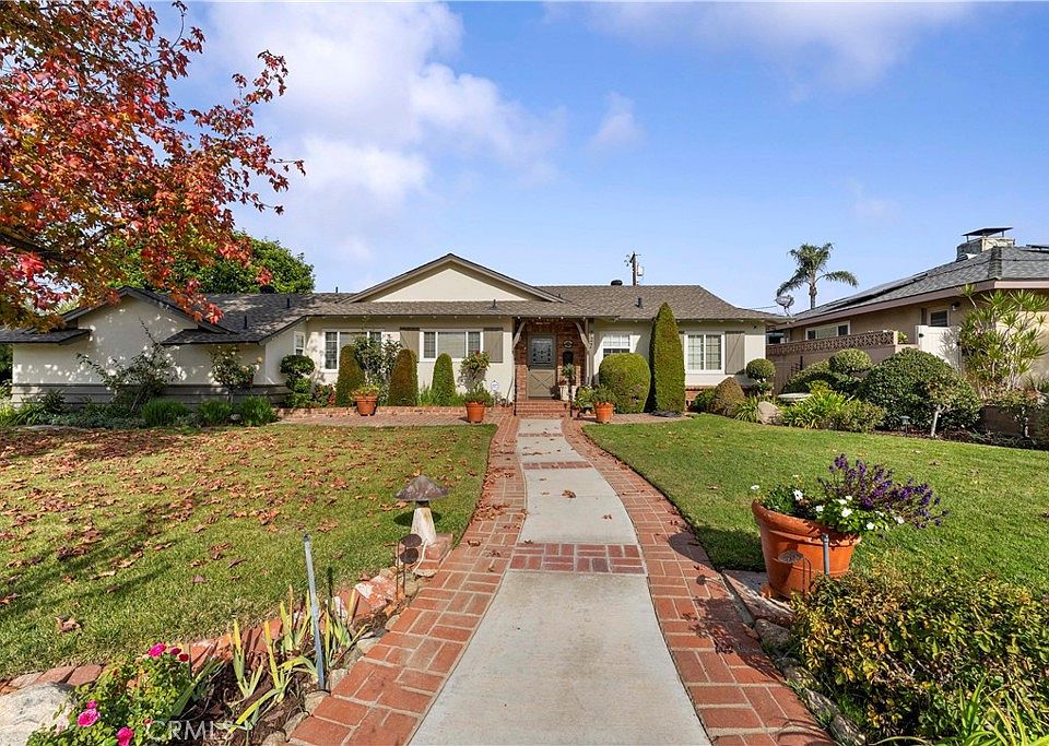 1st image of 727 E Navilla Pl
