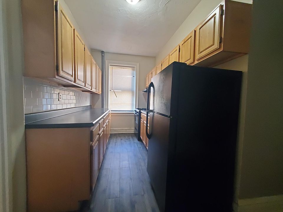 2nd image of 1013 Palisade Ave APT E3