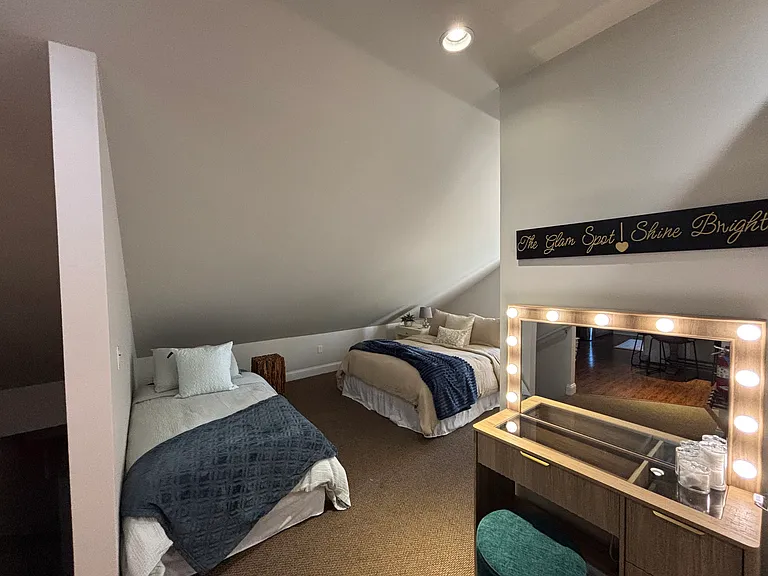 409 Hope St #3 — Photo 9