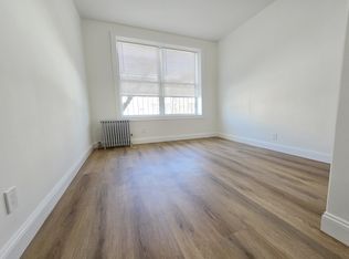 22-62 27th St #2B, Astoria, NY 11105