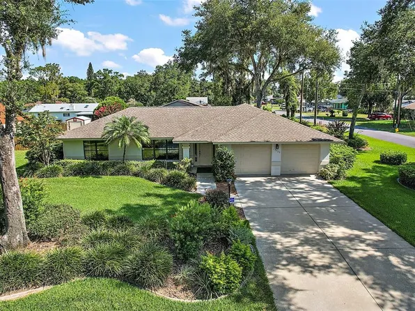13709 Jeremy Pl, Grand Island, FL 32735