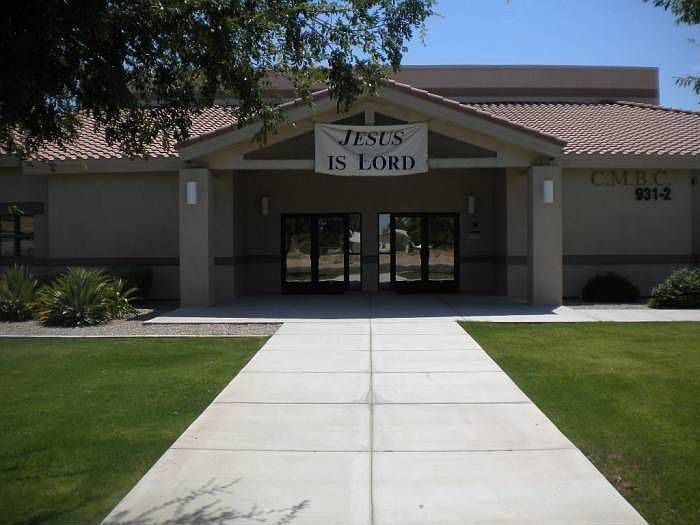 1st image of 931 S Stapley Dr