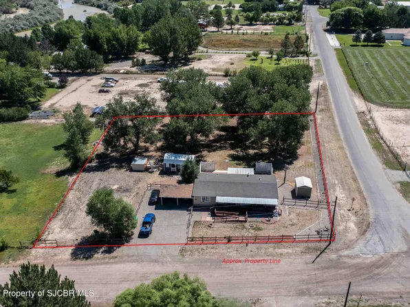 76 Road 5285, Bloomfield, NM 87413