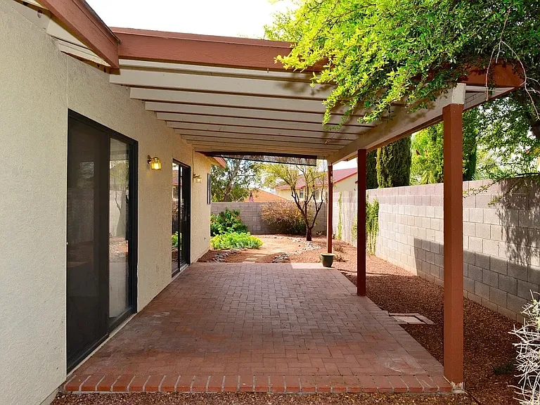 8913 N Onyx St — Photo 3