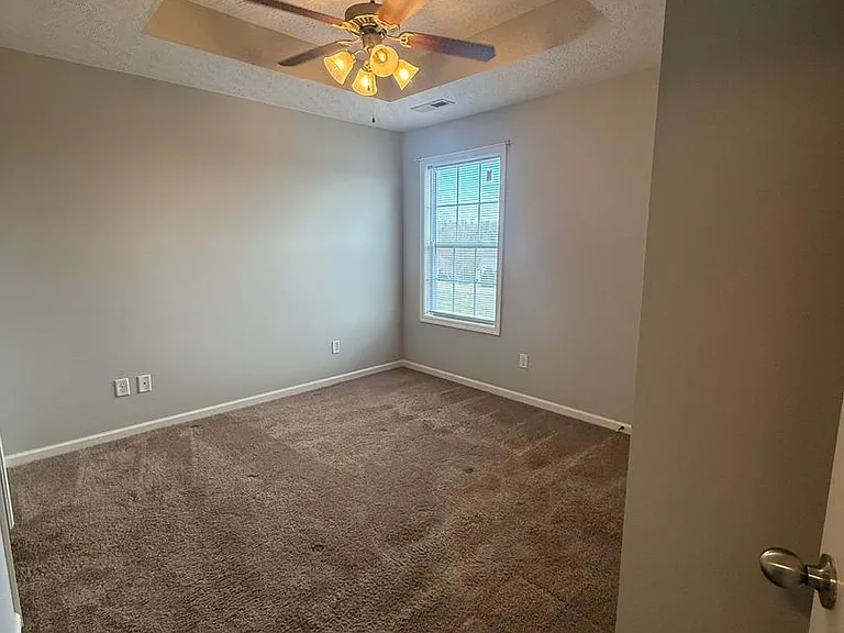 362 Upper Stone Ave #E — Photo 7