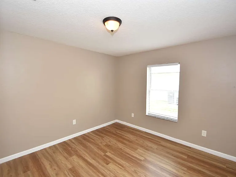 7 Ryarbor Dr #B — Photo 32