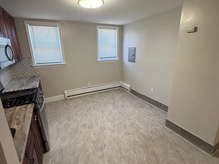 563 Fulton St #1 — Photo 17